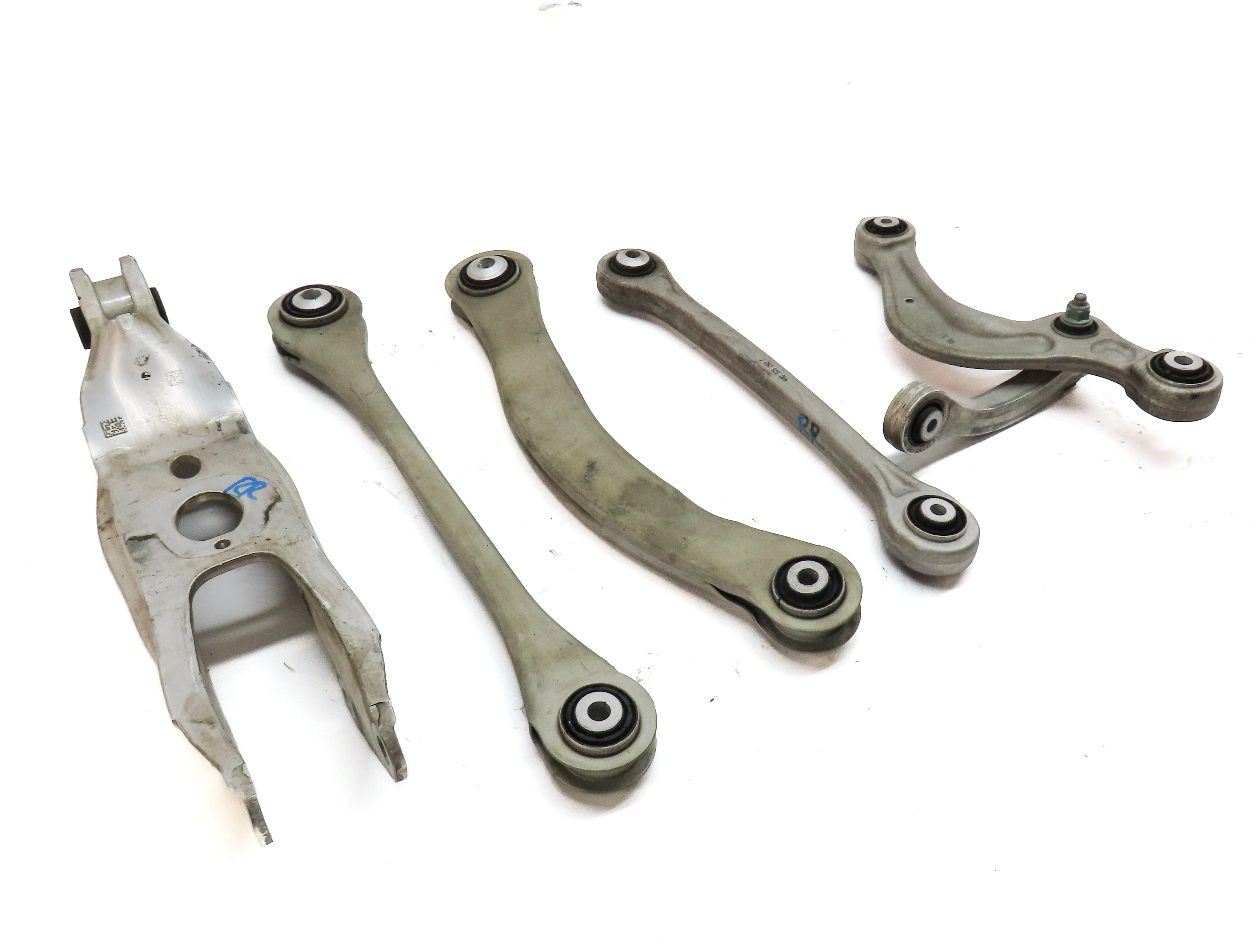 2017-2019 AUDI Q7 (4M) REAR RIGHT PASSENGER UPPER & LOWER CONTROL ARM SET-5 — exact item pictured